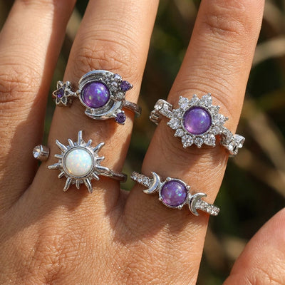 Conjunto de anéis sol e lua roxos de estilo francês, retro, misteriosos e sonhadores, com um ar elegante, luxuoso e de gama alta