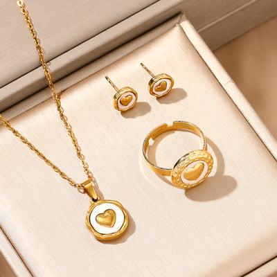 Conjunto de joias de coração em aço inoxidável banhado a ouro de 18K para mulher, colar com pendente de medalha redonda em esmalte branco, brincos de pressão, anel aberto ajustável, joias delicadas com tema de amor, ideia de presente