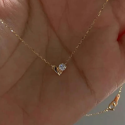Colar coração com zircónias cintilantes estilo francês de luxo acessível para mulher
