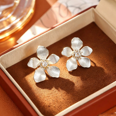 Brincos flor coração com pérola e zircónia cravejados de strass estilo coreano, frescos e doces, brincos de pressão na moda, brincos elegantes para mulher